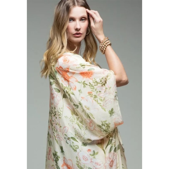 SOLD OUT Poets Garden Floral Tassel Boho Kimono Wrap - Picture 3 of 8